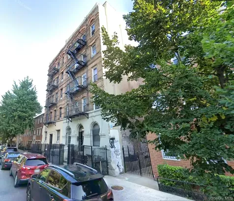 717 E 5th Street New York (manhattan) NY 10009