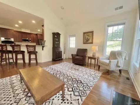 10 Maggie May Way Cold Spring NY 10516