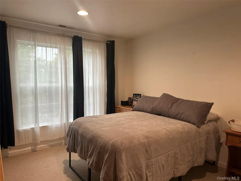 633 Creekside Lane Fishkill NY 12524