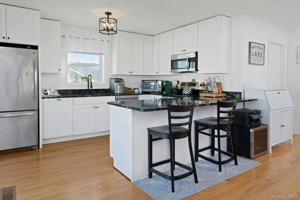 34 Ashburton Carmel NY 10512