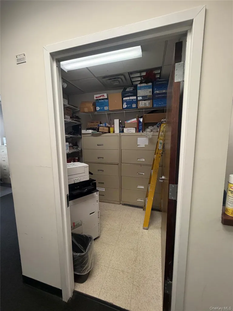 380 N Broadway Jericho NY 11753