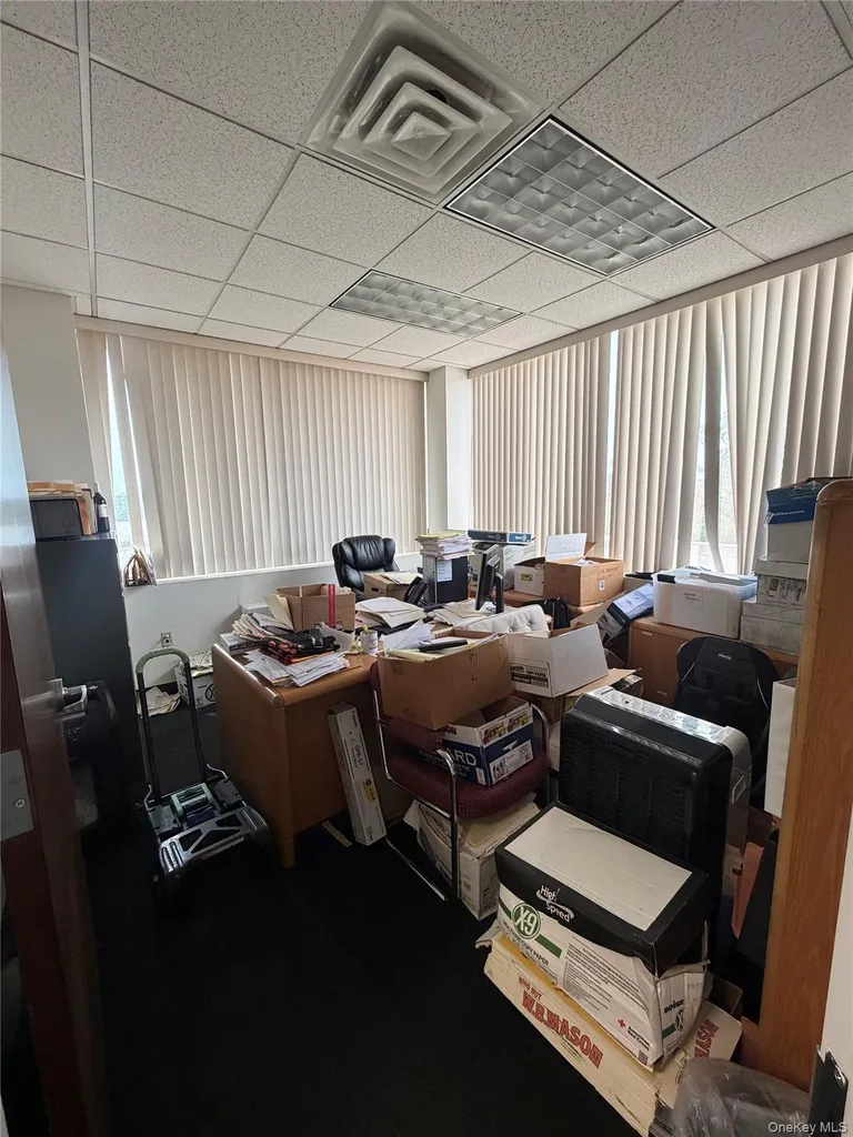 380 N Broadway Jericho NY 11753