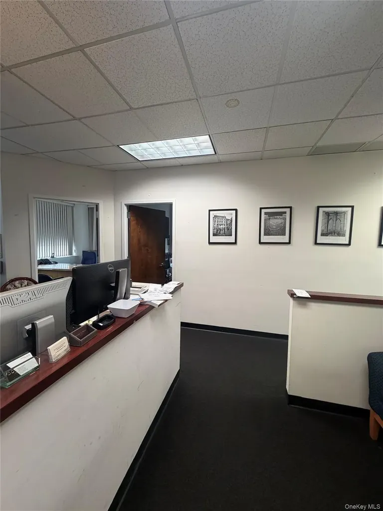 380 N Broadway Jericho NY 11753