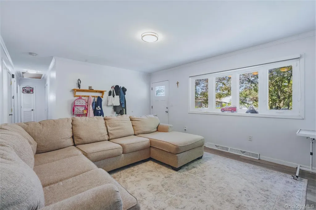15 Lincoln Drive Washingtonville NY 10992