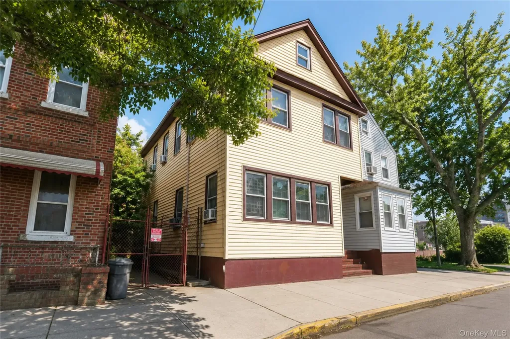 14812 97th Avenue Jamaica NY 11435