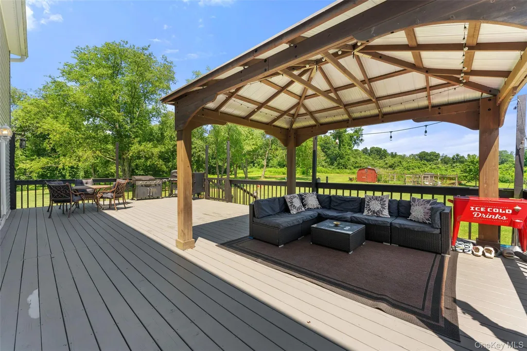 81 Sunset Drive Patterson NY 12563