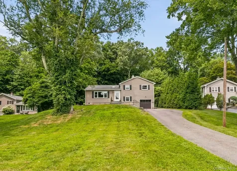 17 Ridge Road Cortlandt Manor NY 10567