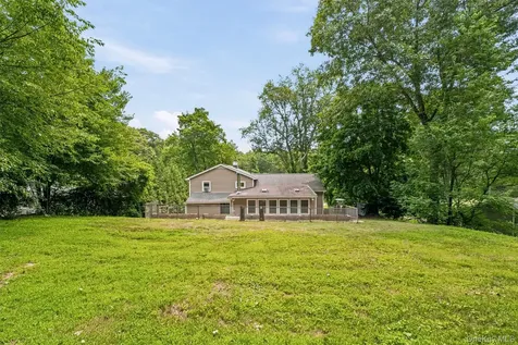 17 Ridge Road Cortlandt Manor NY 10567