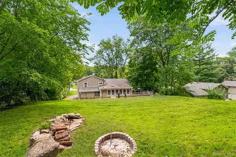 17 Ridge Road Cortlandt Manor NY 10567