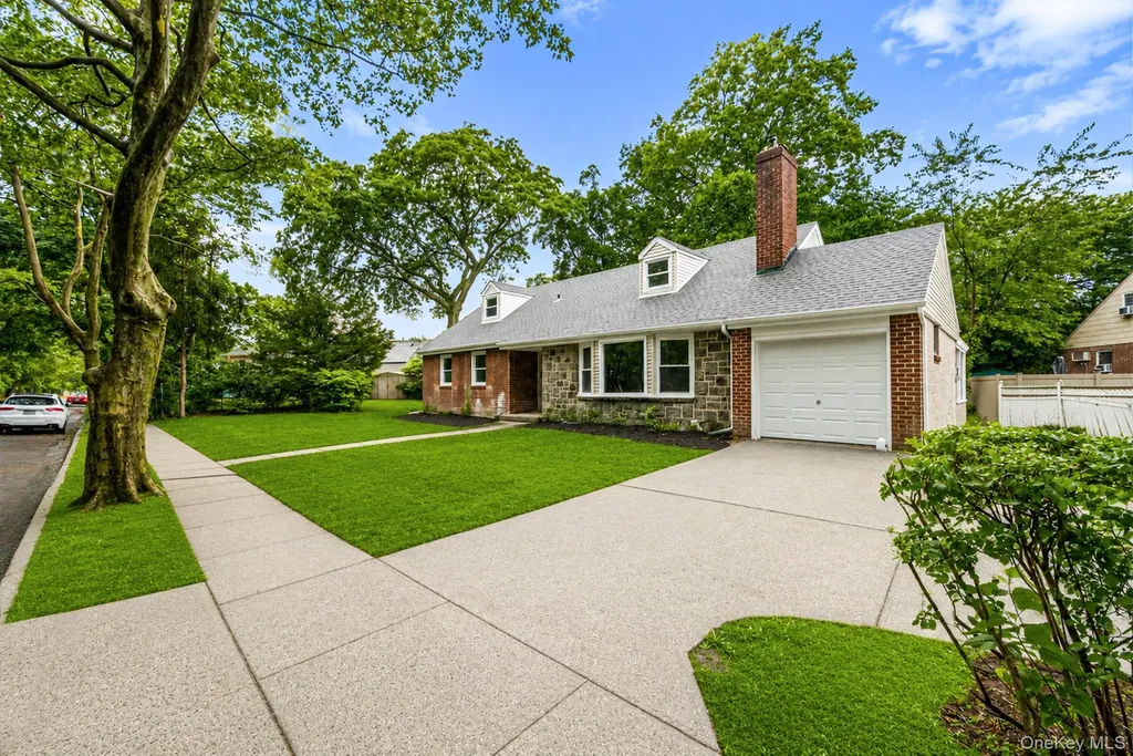 970 Hillman Street West Hempstead NY 11552