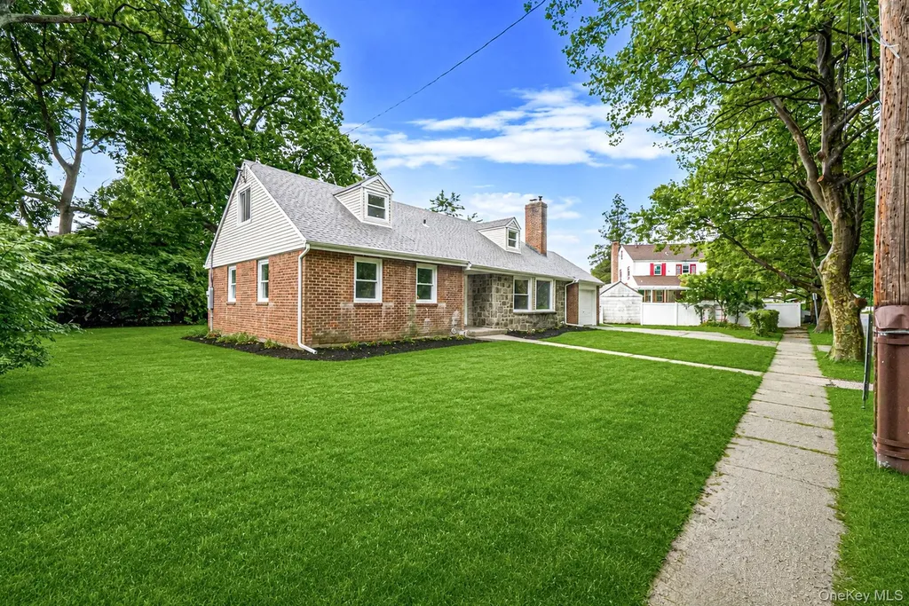 970 Hillman Street West Hempstead NY 11552