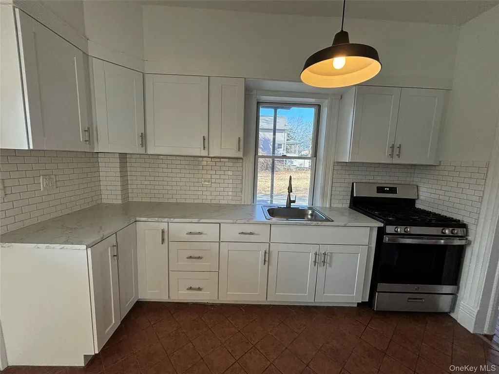 955 Wolcott Avenue Beacon NY 12508