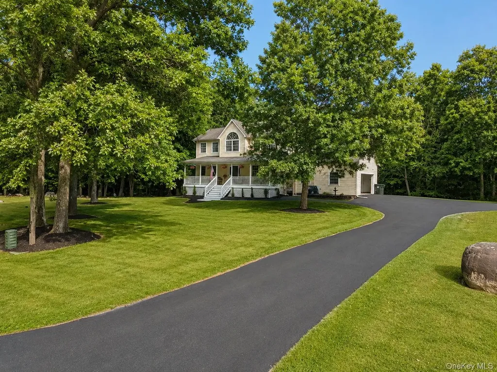 55 Fairway Drive Johnson NY 10933