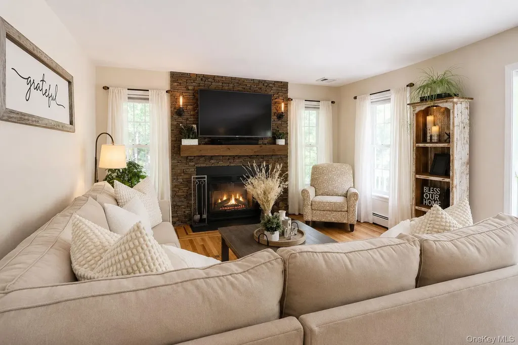 55 Fairway Drive Johnson NY 10933