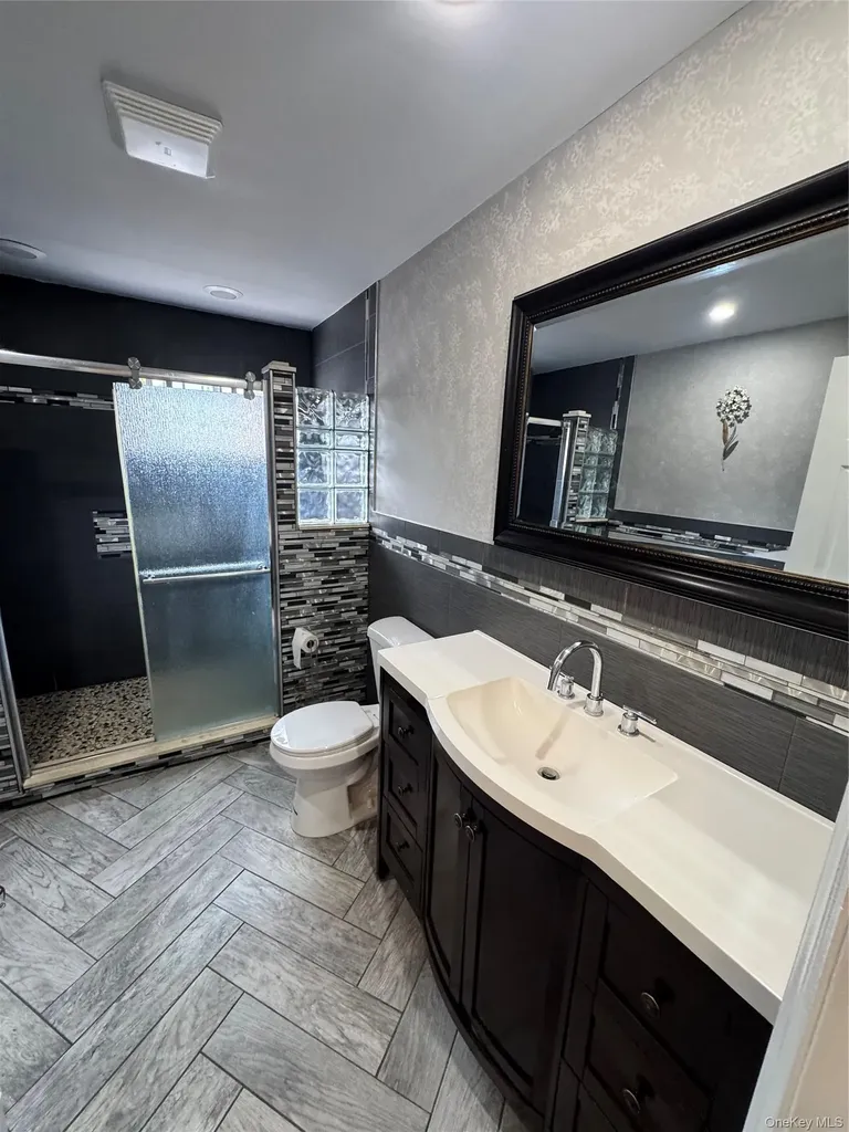 113 W Hudson Street Long Beach NY 11561