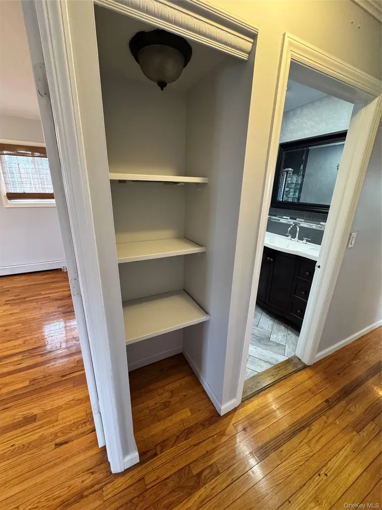 113 W Hudson Street Long Beach NY 11561