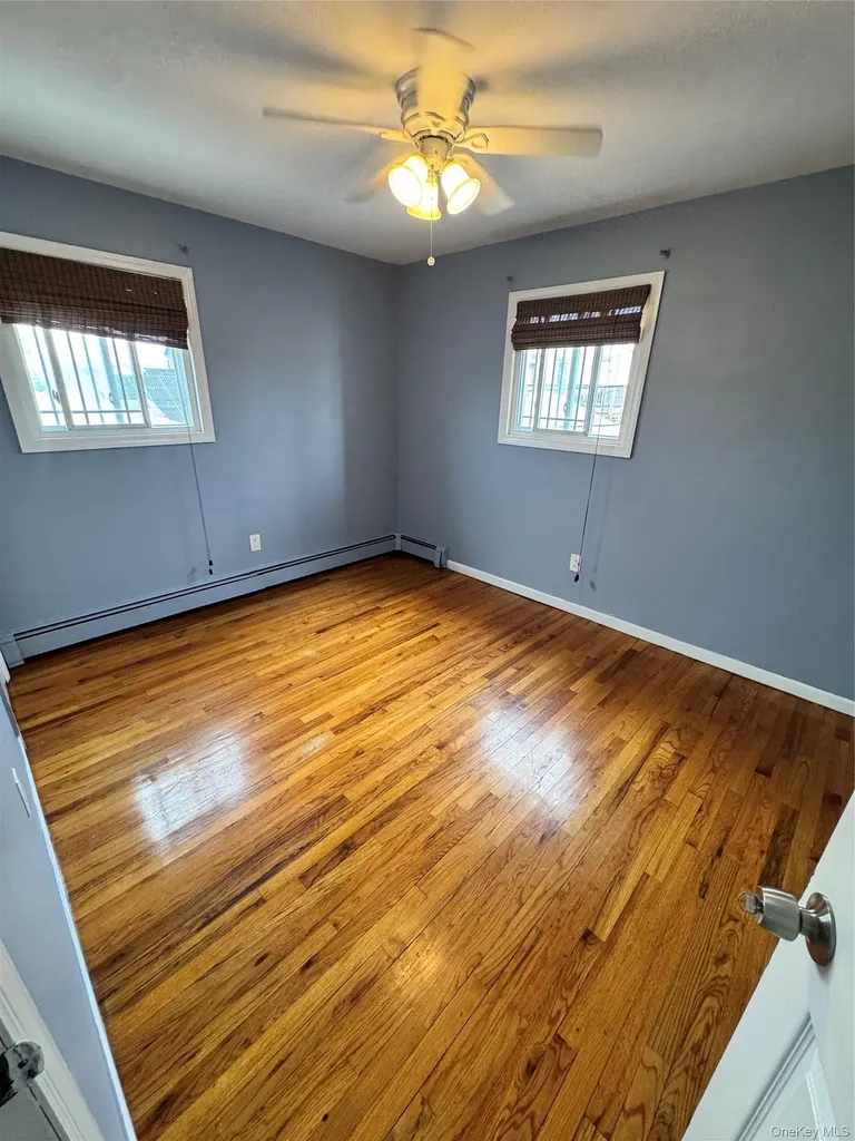 113 W Hudson Street Long Beach NY 11561