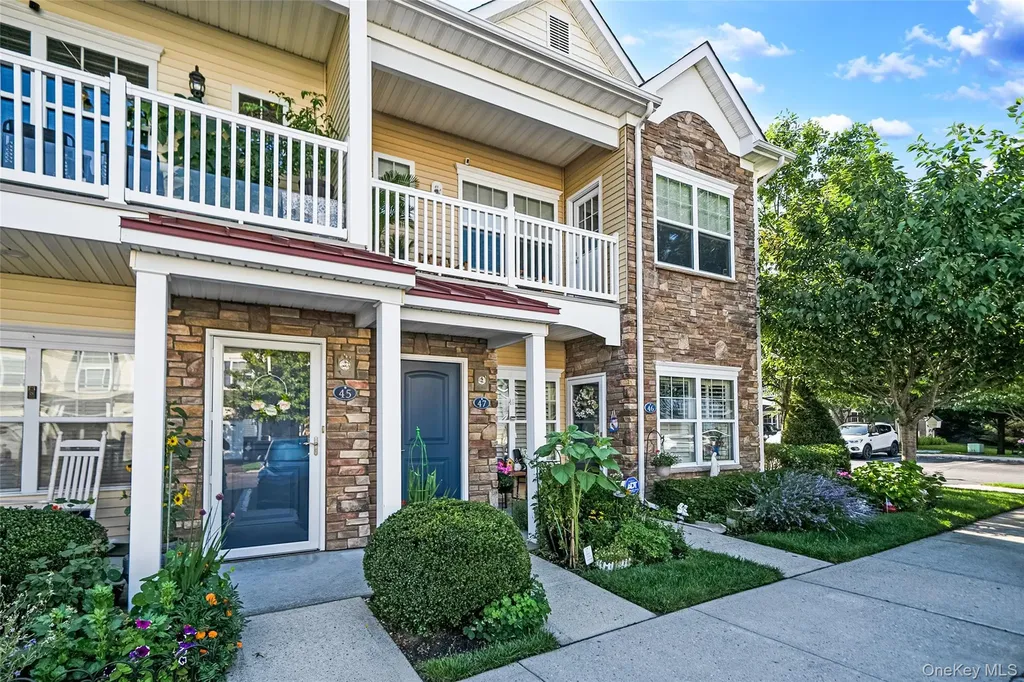 47 Barley Lane Patchogue NY 11772