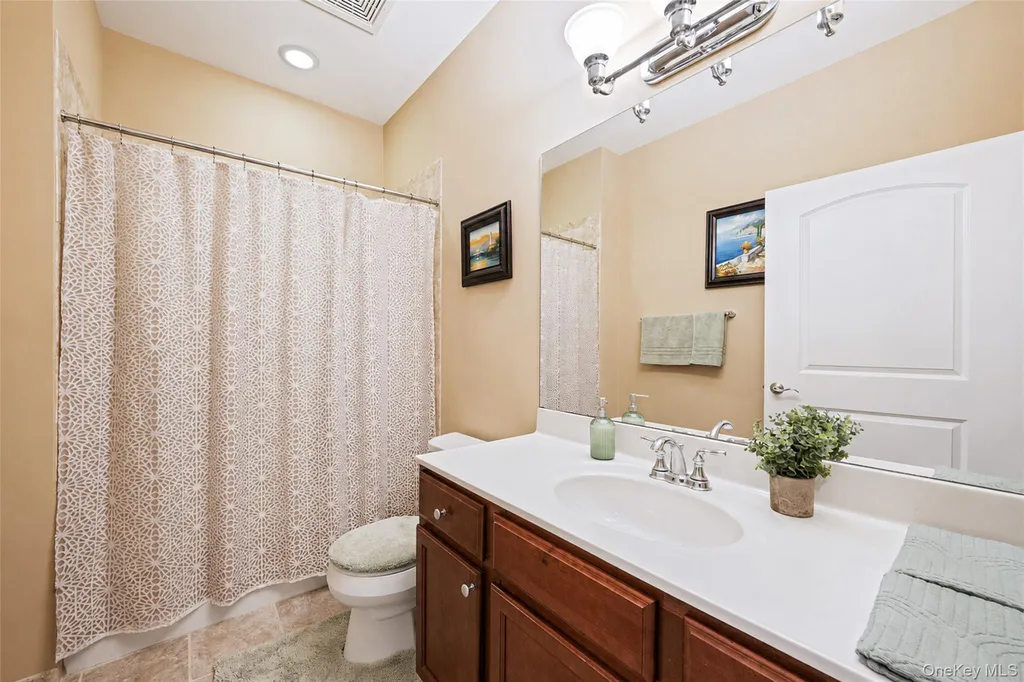 47 Barley Lane Patchogue NY 11772