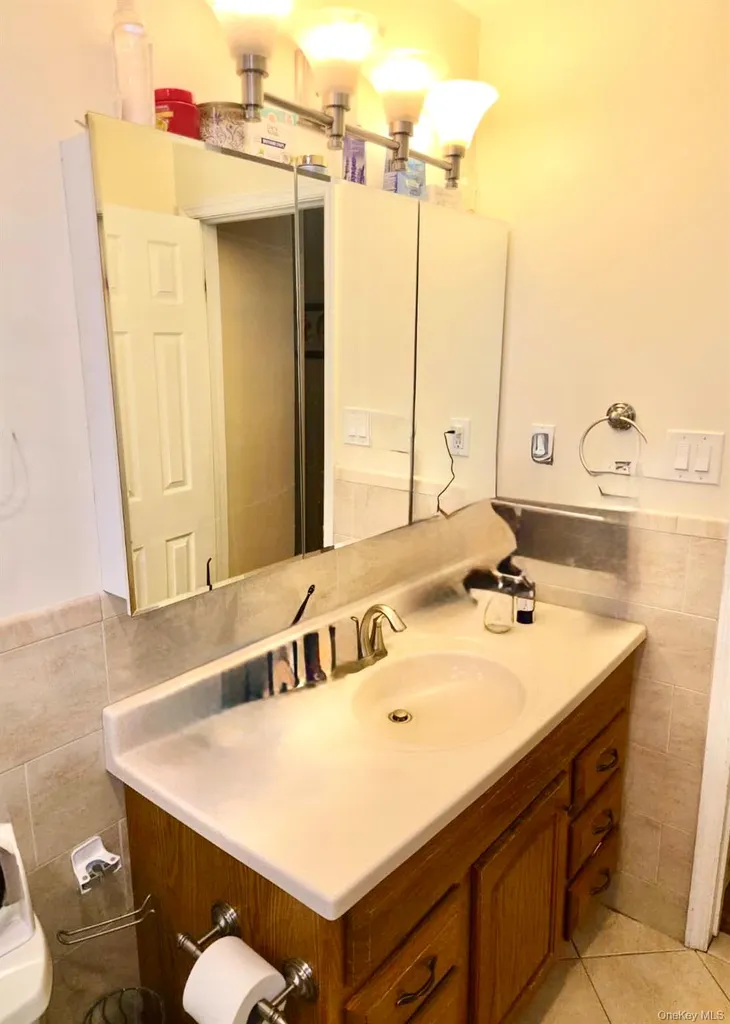 131 Ethel Street Valley Stream NY 11580