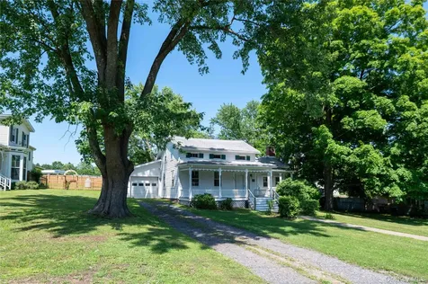 1402 Albany Avenue Kinderhook NY 12184