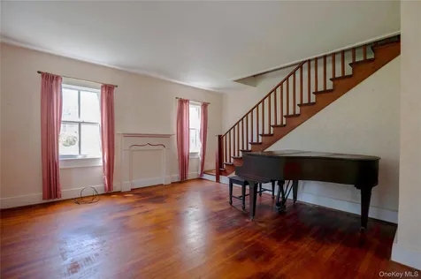 1402 Albany Avenue Kinderhook NY 12184