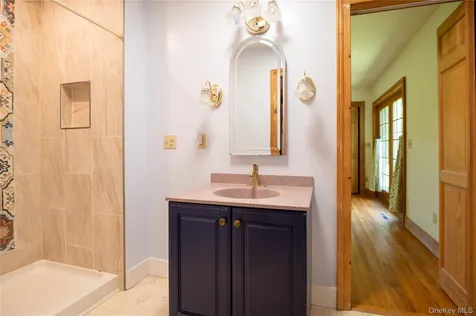 1402 Albany Avenue Kinderhook NY 12184