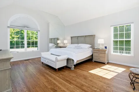 15 Ellis Drive White Plains NY 10605
