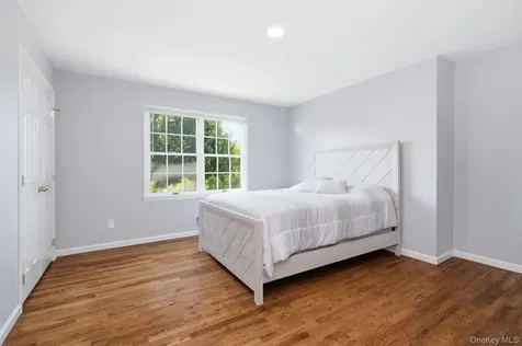 15 Ellis Drive White Plains NY 10605