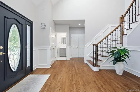 15 Ellis Drive White Plains NY 10605