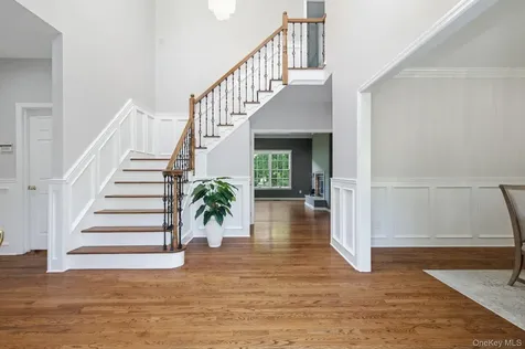 15 Ellis Drive White Plains NY 10605