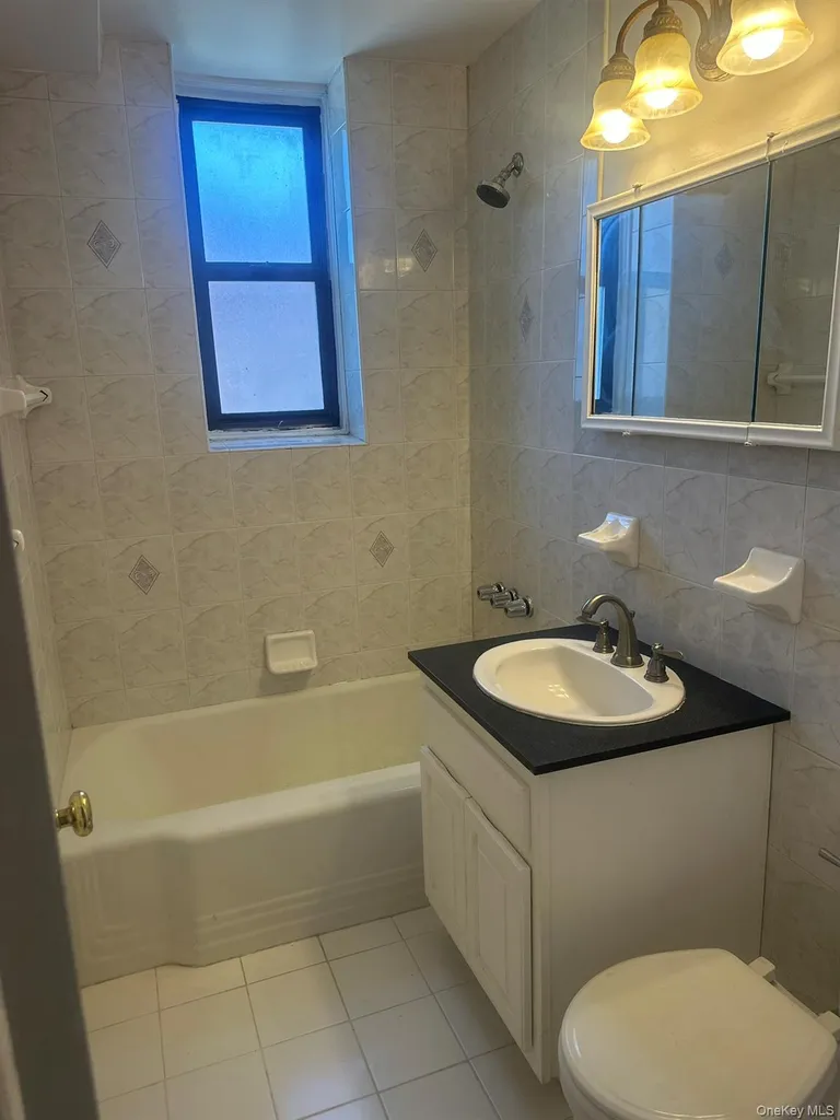 2550 Independence Avenue Bronx NY 10463
