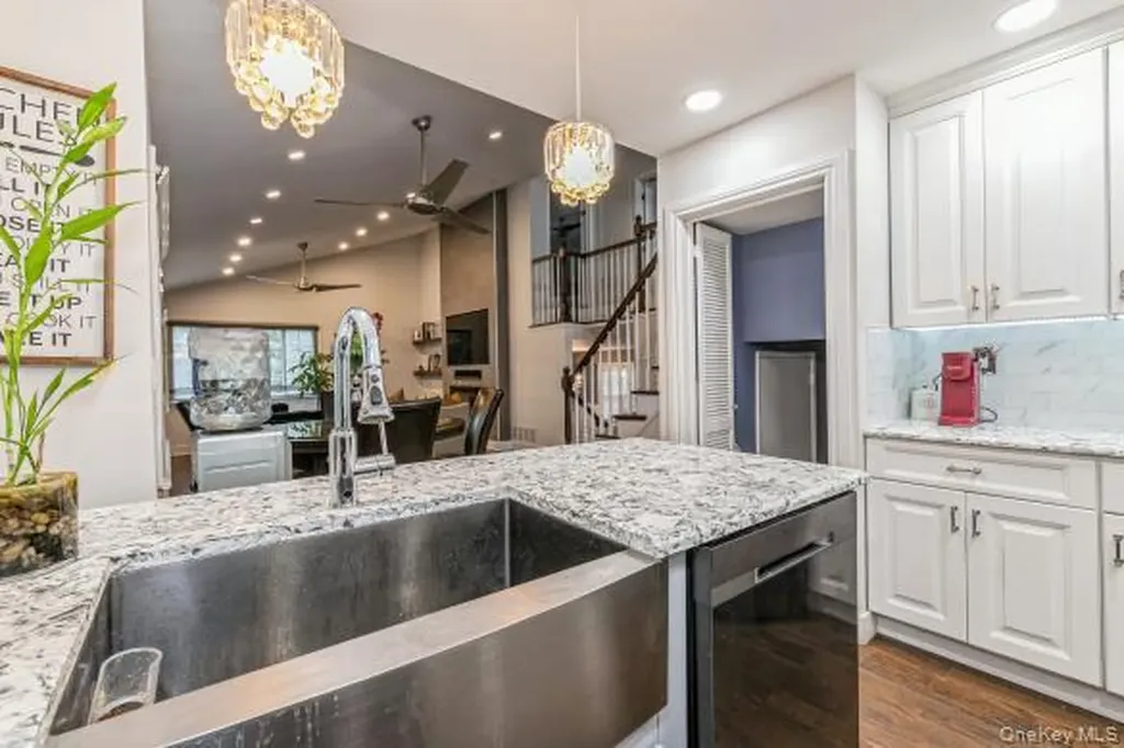 186 Oakwood Road Huntington Station NY 11746