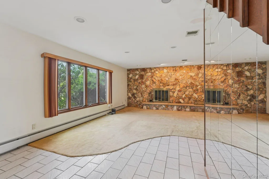24 Brenda Lane Bardonia NY 10954