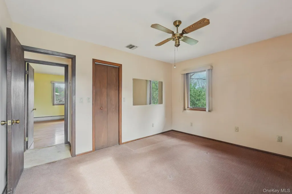24 Brenda Lane Bardonia NY 10954
