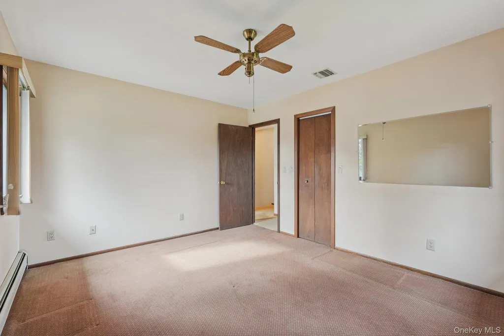 24 Brenda Lane Bardonia NY 10954