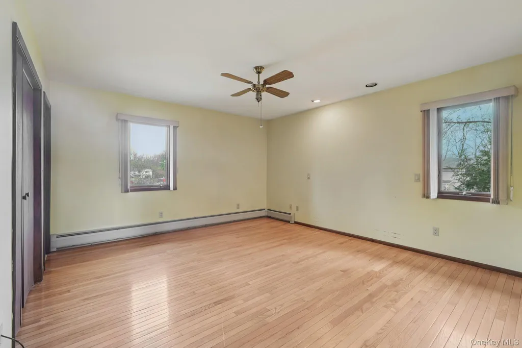 24 Brenda Lane Bardonia NY 10954