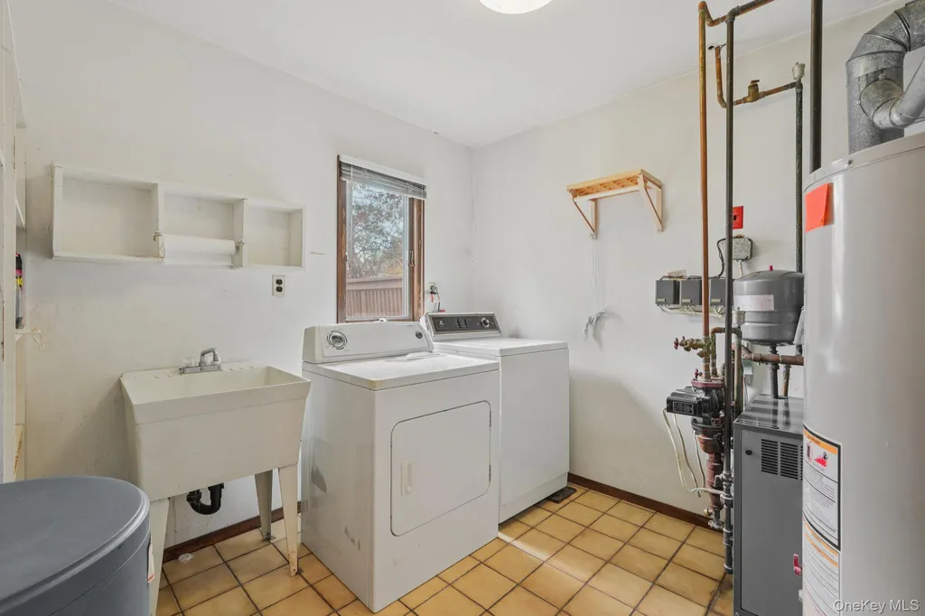 24 Brenda Lane Bardonia NY 10954
