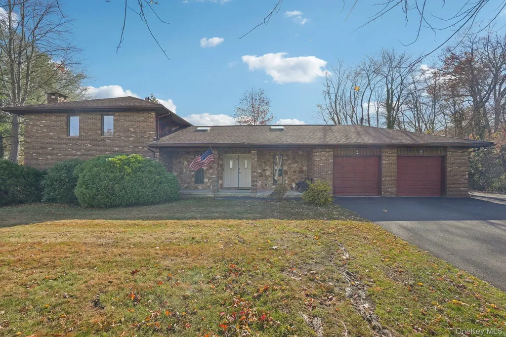 24 Brenda Lane Bardonia NY 10954