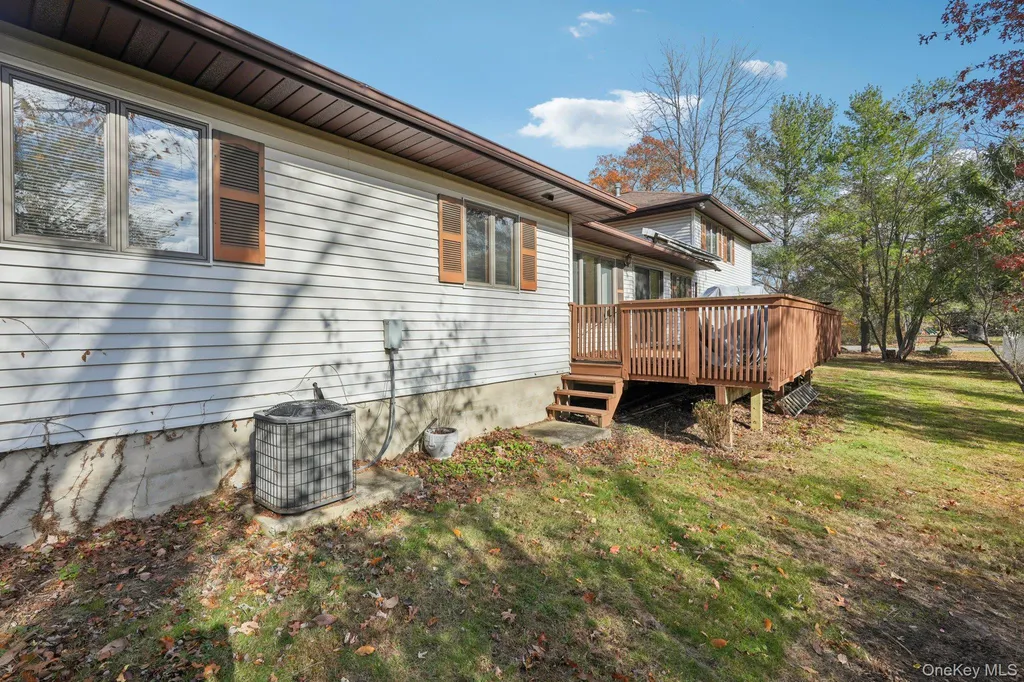 24 Brenda Lane Bardonia NY 10954