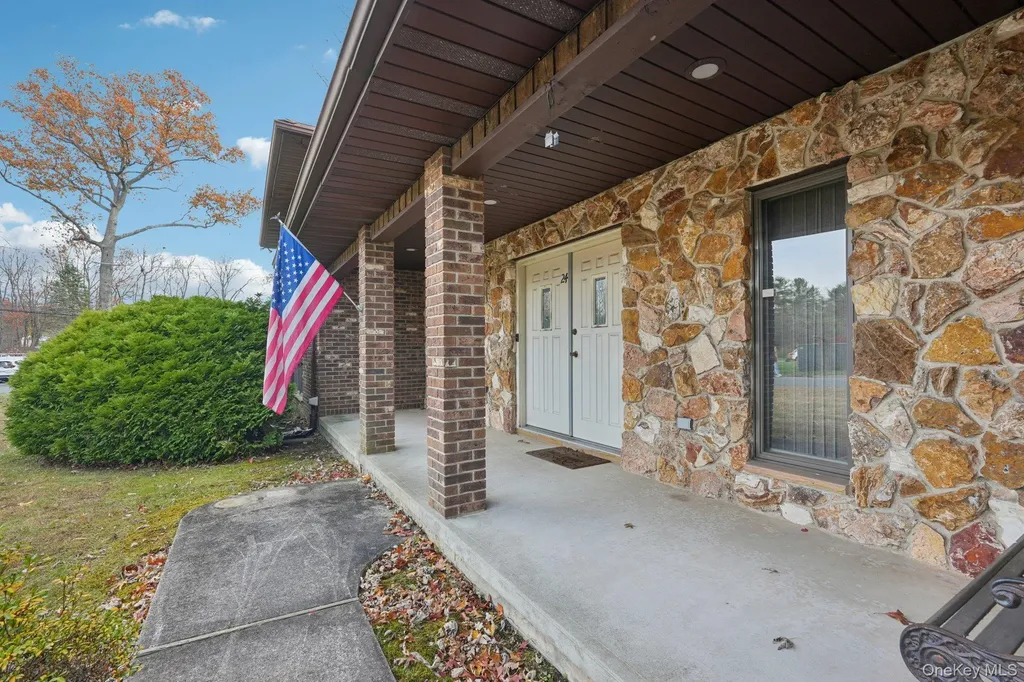 24 Brenda Lane Bardonia NY 10954