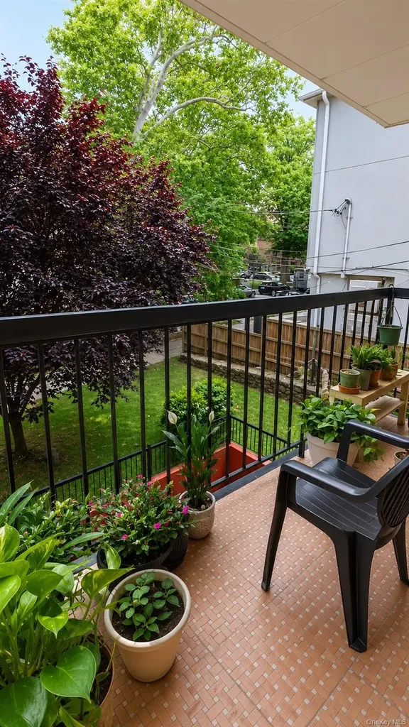 18016 Wexford Terrace Jamaica Estates NY 11432