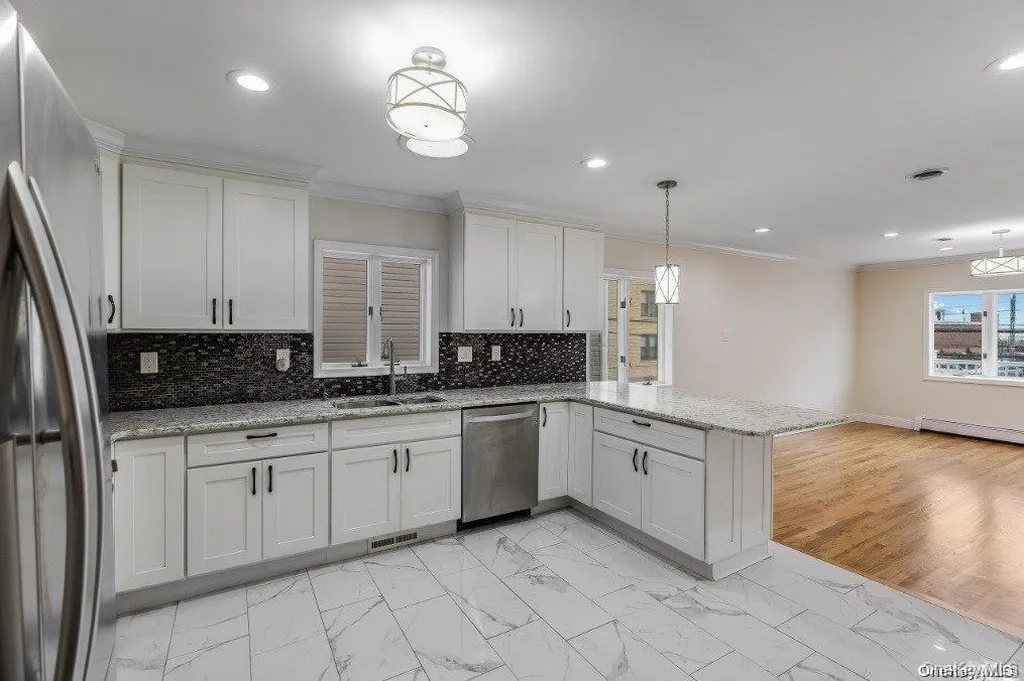 44 W Penn Street Long Beach NY 11561