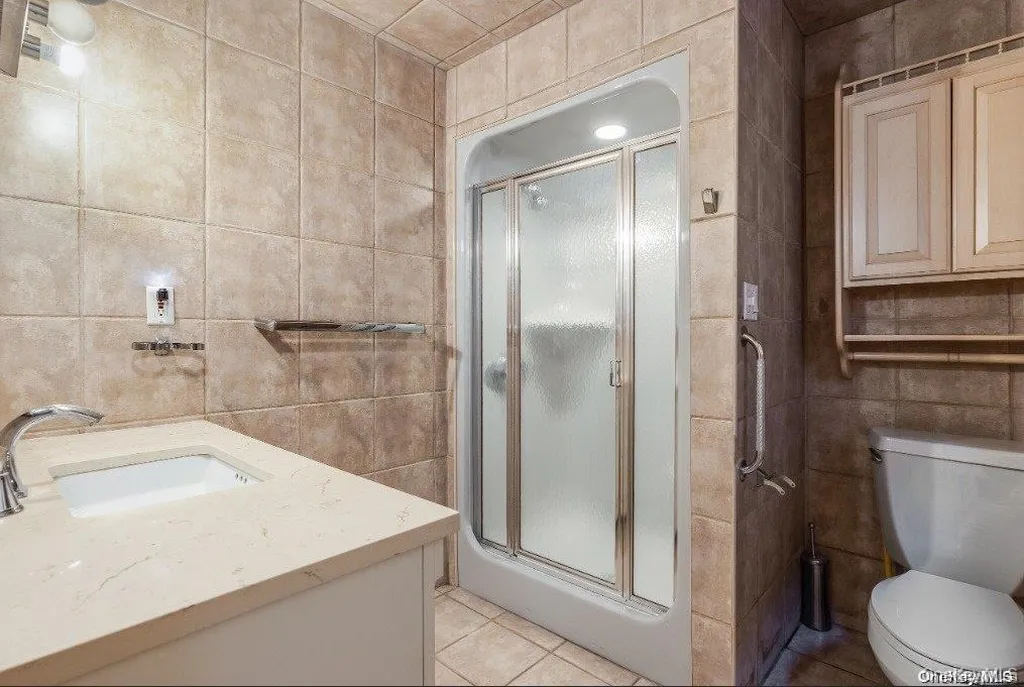 44 W Penn Street Long Beach NY 11561
