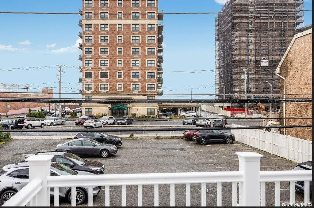44 W Penn Street Long Beach NY 11561