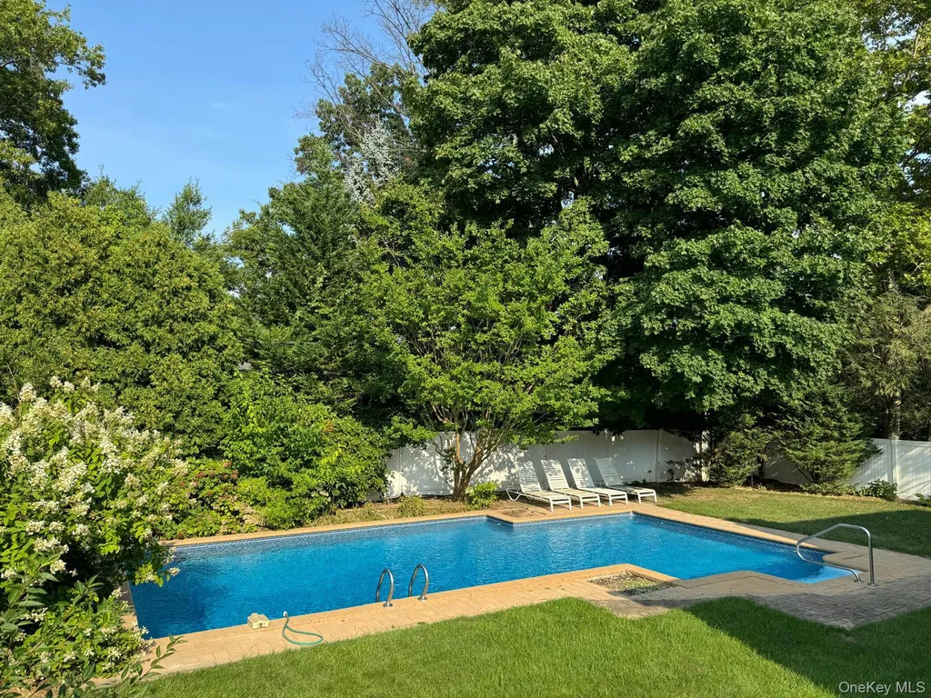 22 Delaware Avenue Jericho NY 11753