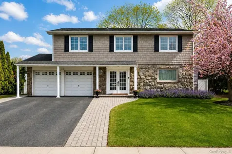 22 Delaware Avenue Jericho NY 11753