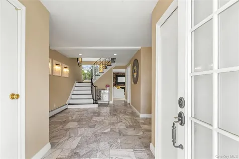 22 Delaware Avenue Jericho NY 11753