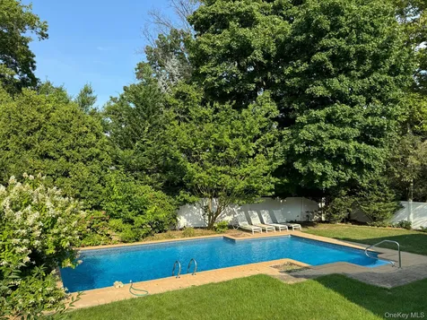 22 Delaware Avenue Jericho NY 11753