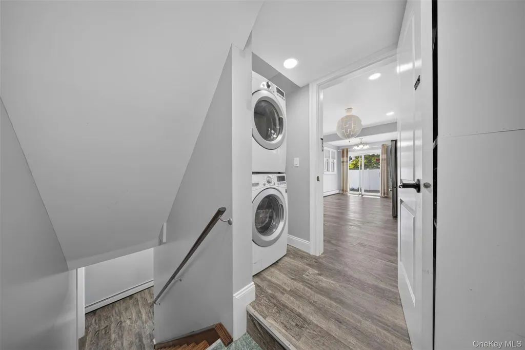 3822 205th Street Bayside NY 11361